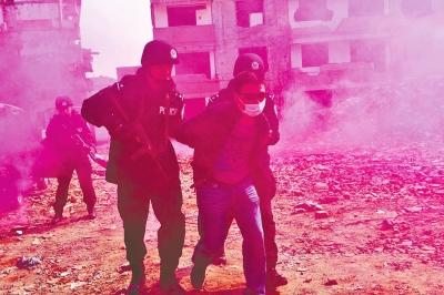 郑州警方演习发现真逃犯:按通报没人徒步奔逃