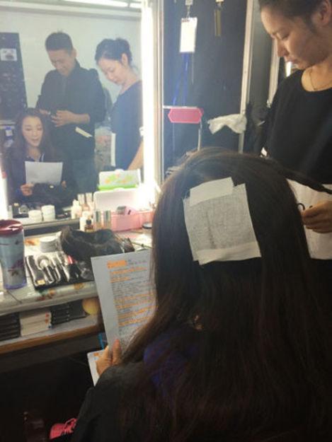 组图:叶璇宠物狗咬伤女星李依晓头部 致其缝20多针