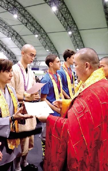 �������׶ذ���̨ �ã��߿�������� 