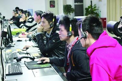 Ů�˿ͷɻ����ε� �������༱���Ͼ�